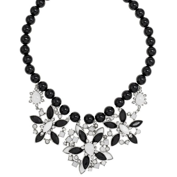 WHBM Black And White Triple Flower Necklace - Picture 2 of 4